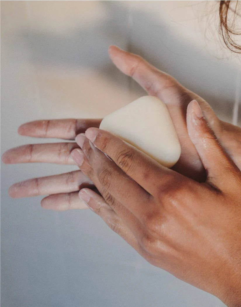 Crème Définition Boucles Solide 2-en-1 – Seatrace Prune & Amande Douce